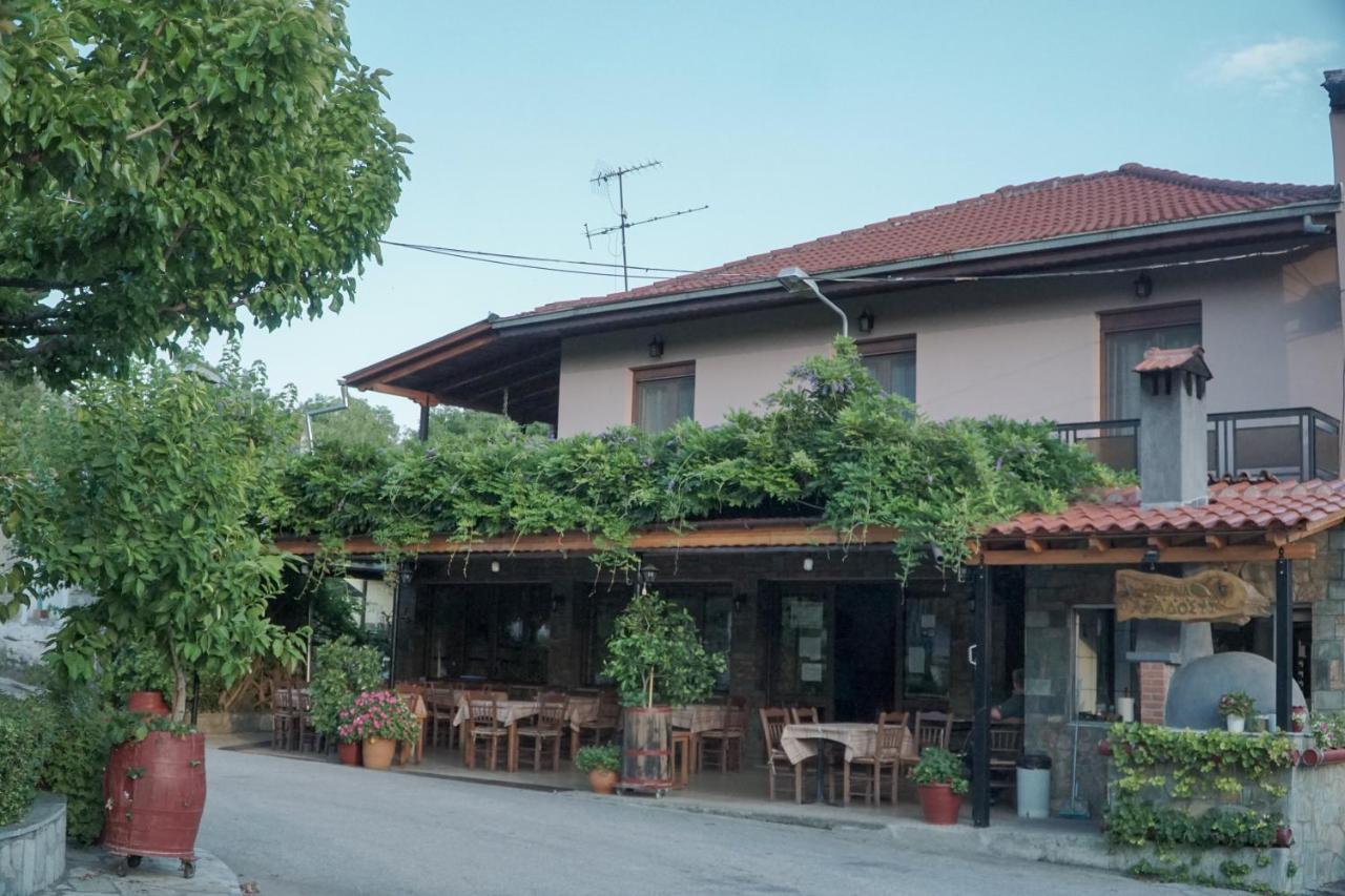 קאלאבאקה Arados Family Residence מראה חיצוני תמונה