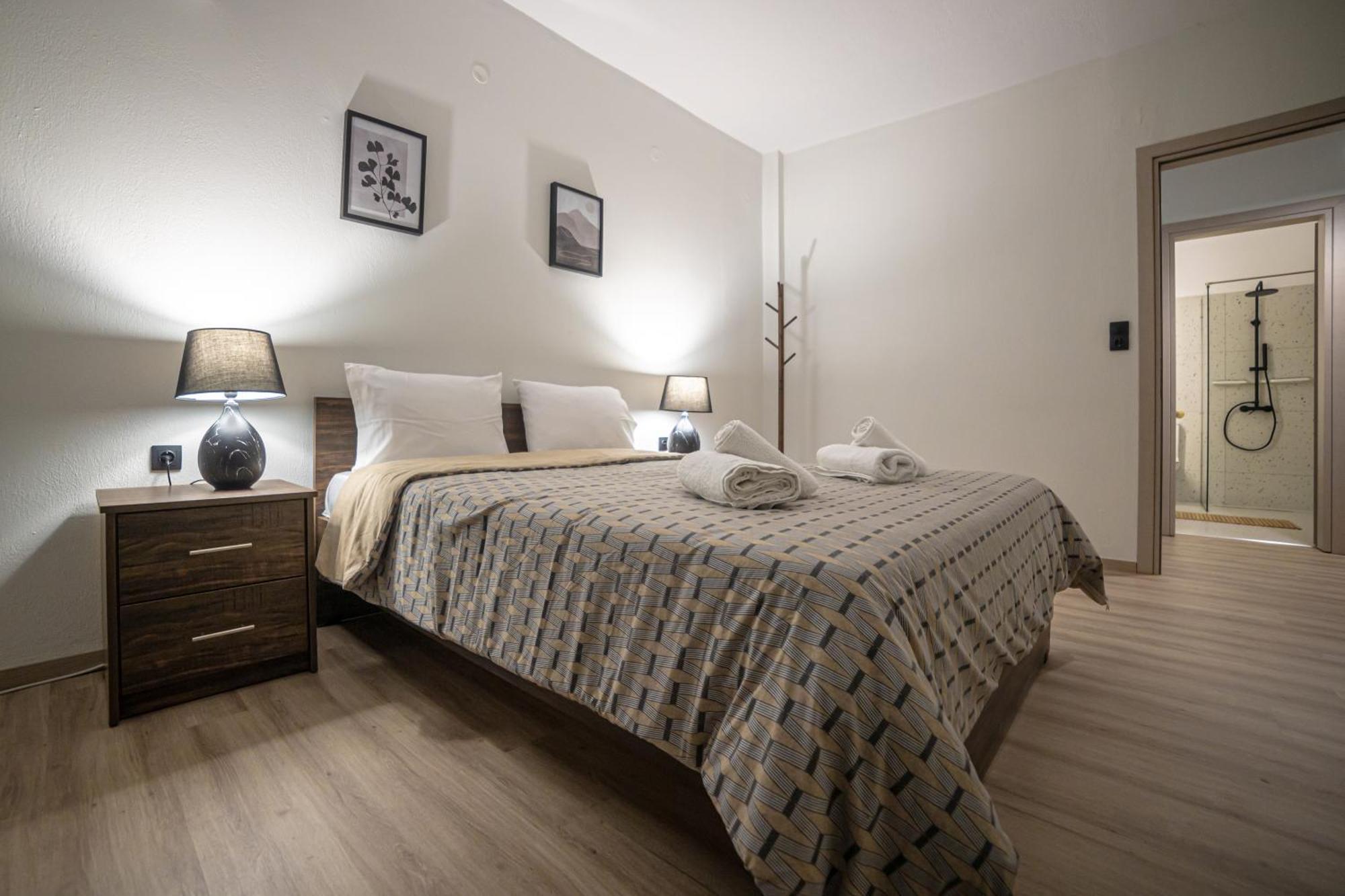 קאלאבאקה Arados Family Residence מראה חיצוני תמונה